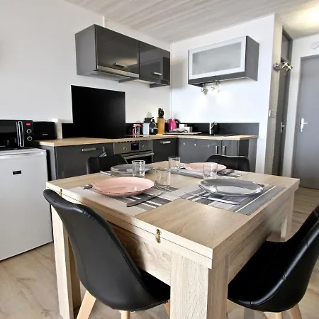 Studio Moderne 4 Personnes Avec Balcon Et Cuisine Equipee A Chamrousse - Fr-1-549-19 شقة شاروس